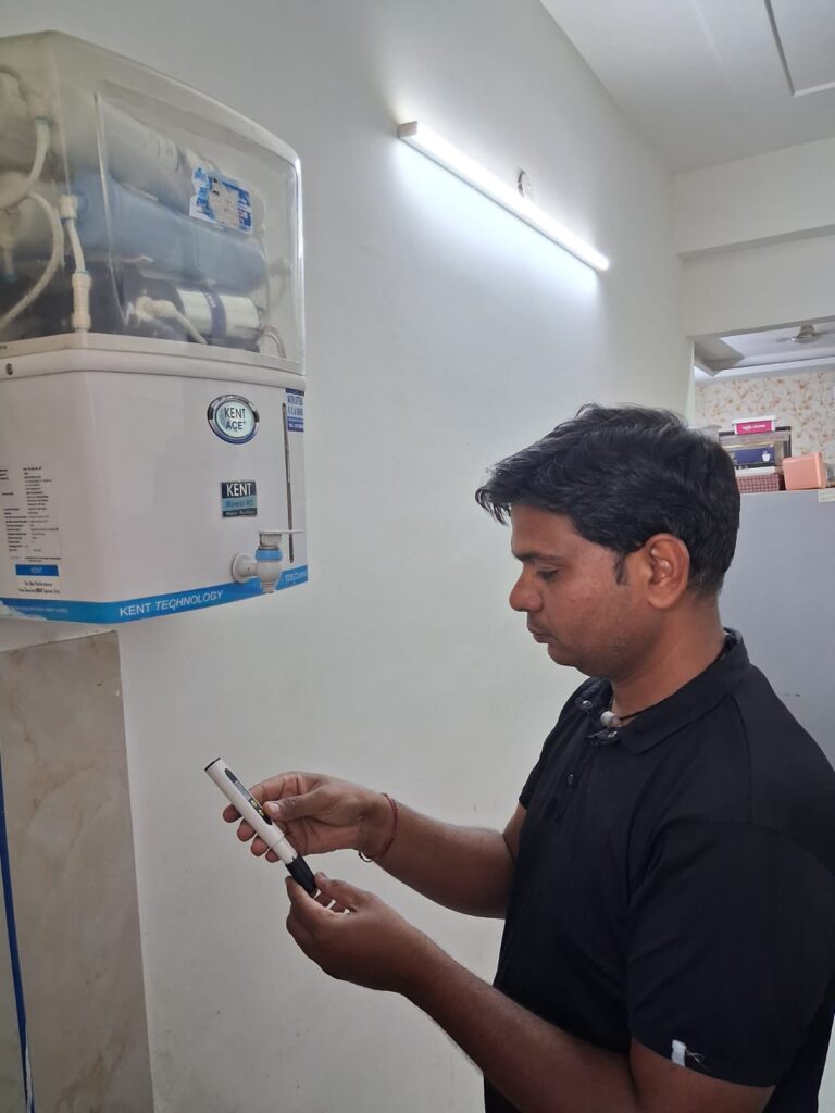 naveen agarwal from jaipur ro care repairing a ro in Jaipur